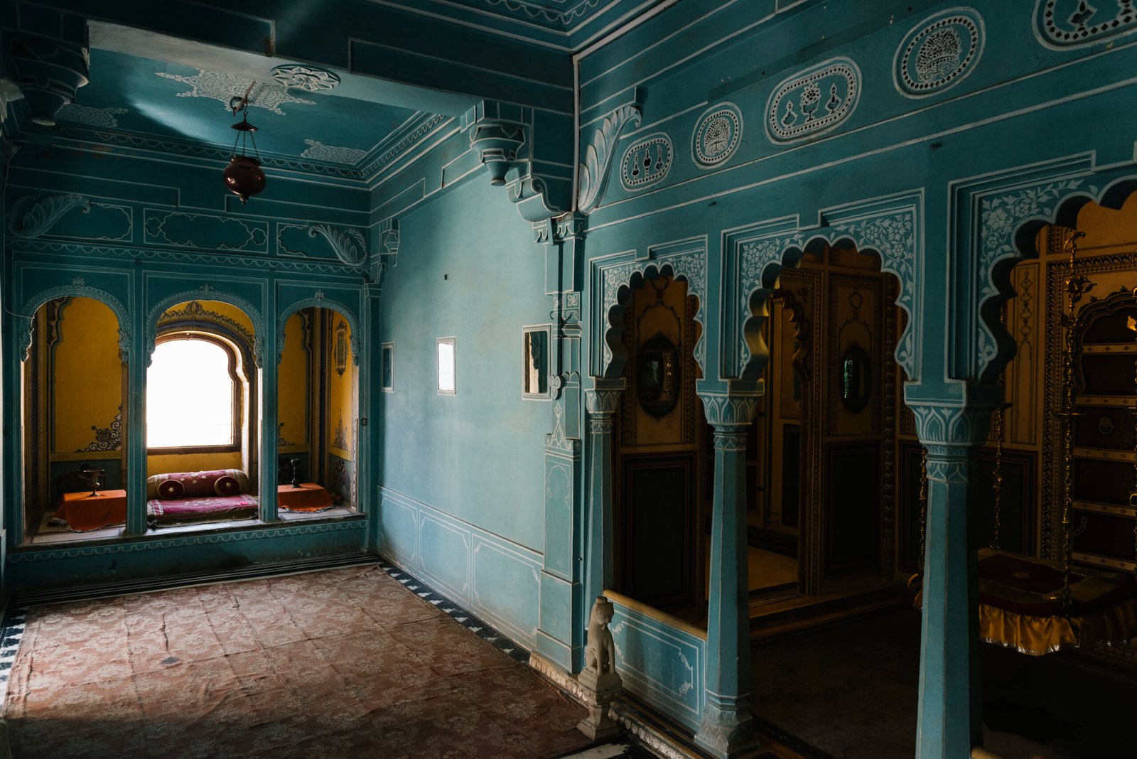 interior zenana mahal city palace udaipur rajasthan scaled